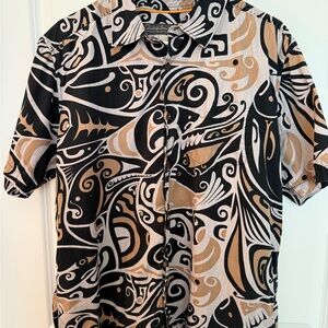 Vintage Y2K Quicksilver “Waterman Collection” button mens SZM aloha button shirt
